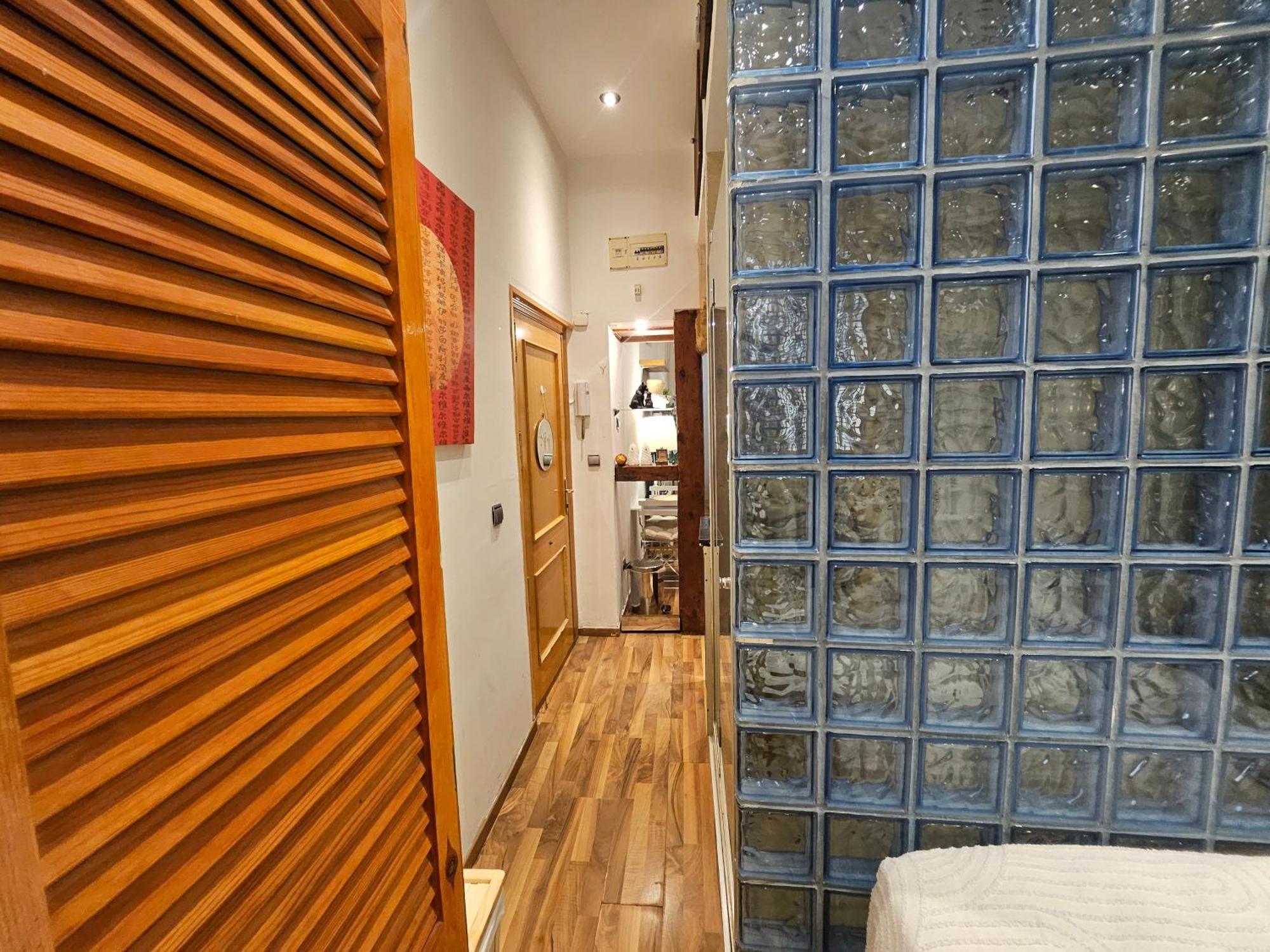 Pequeno Apartamento En El Centro De Madrid Luaran gambar